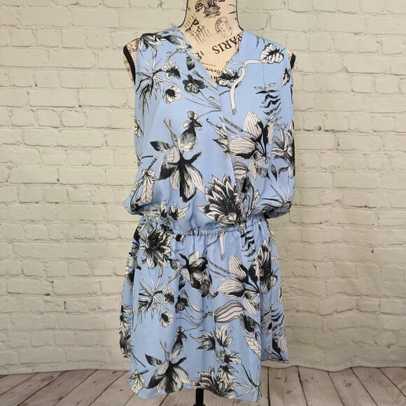 Parker Dress Faux Wrap Blue Floral L NWT - Picture 2 of 5